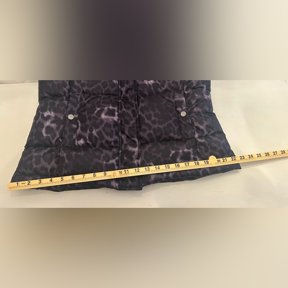 Michael Kors Gorpcore Outdoor Leopard Print Quilted Vest, Silver Zipper Sz L - Picture 11 of 15